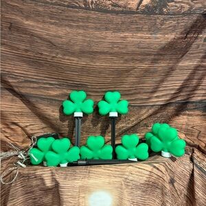 Green Shamrock Solar Garden Stakes - Pair